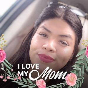 Meet your Posher, Ellie